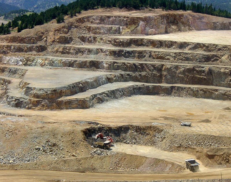 The Cripple Creek & Victor open-pit gold mine north of Victor, Colorado, in 2006
